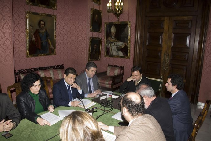 NOTA Y FOTOS CONSEJO DE GOBIERNO DE URBANISMO