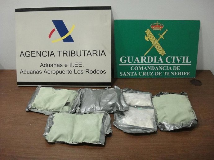 Droga incautada por la Guardia Civil en el aeropuerto de Los Rodeos, Tenerife