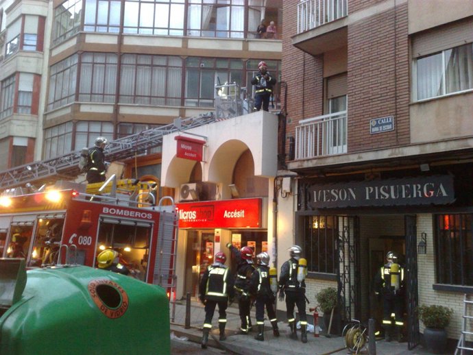 Intervención de Bomberos en un mesón de Valladolid.