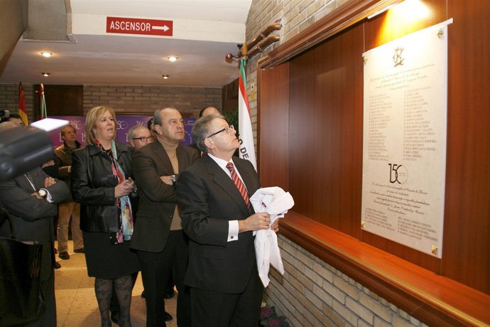 Homenaje a los fundadores