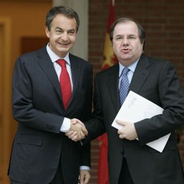 Zapatero y el presidente de la Junta de Castilla y León, Juan Vicente Herrera en
