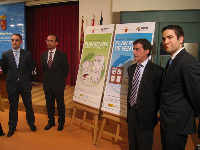 Presentación renovación de electrodomésticos y de ventanas y puertas