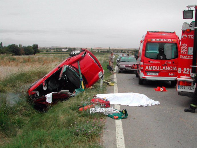 Imagen de un accidente de tráfico ocurrido en Navarra.