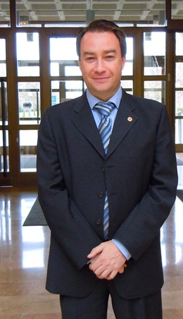 Ramón Gonzalo García, catedrático de Teoría de la Señal y Comunicaciones.