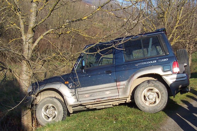 Imagen del vehículo en el que viajaba el herido en el accidente de Sunbilla.
