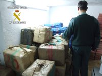 Detenidas dos personas que trataron de introducir más de 1.600 kilos de hachís en España