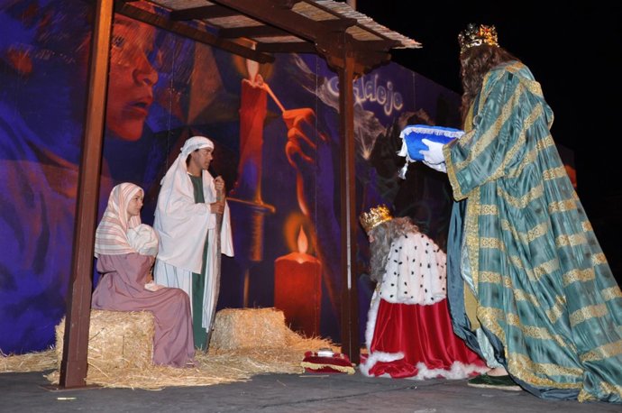 Nota De Prensa Y Fotos: Todo Listo Para Recibir A SS.MM. Los Reyes Magos En Adej