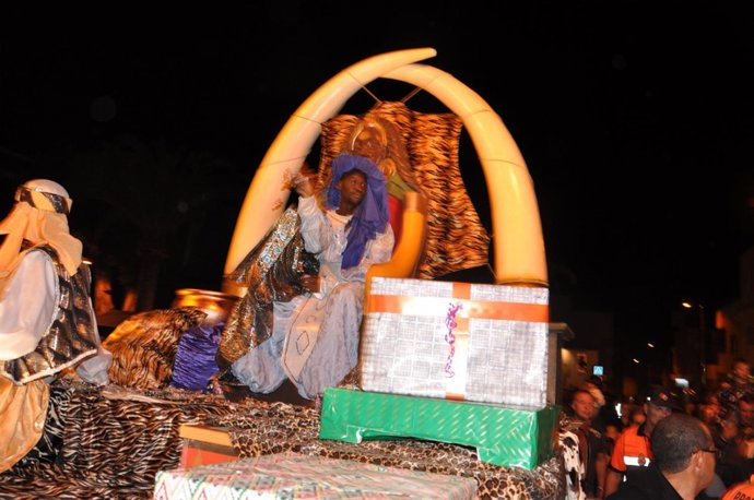 Nota De Prensa Y Fotos: Todo Listo Para Recibir A SS.MM. Los Reyes Magos En Adej