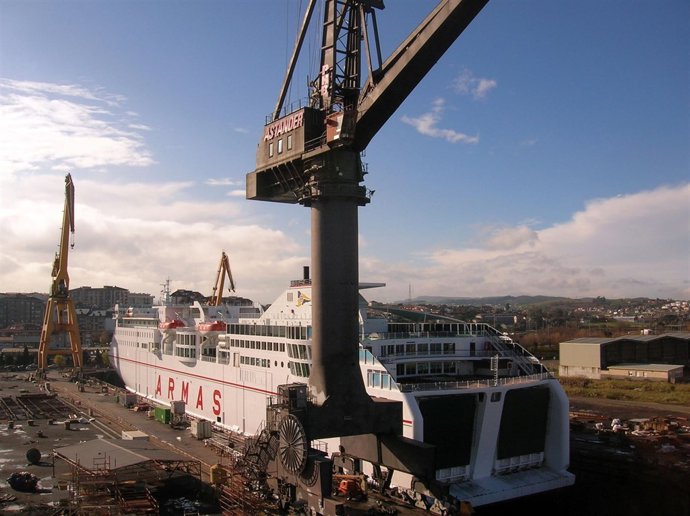 Buque Volcán del Teide