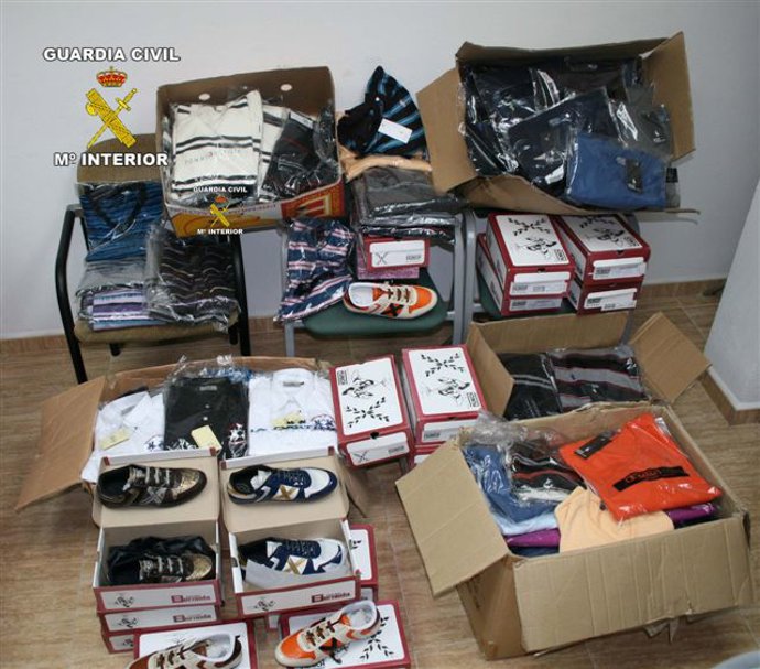 Material falso intervenido