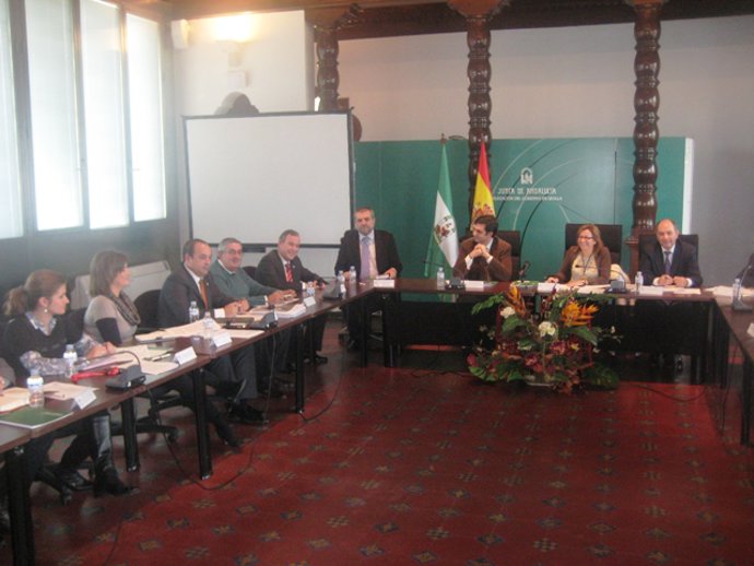 Reunión de la comisión bilateral en la Delegación del Gobierno.
