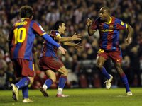 Abidal arrebata al Athletic su regalo de Reyes