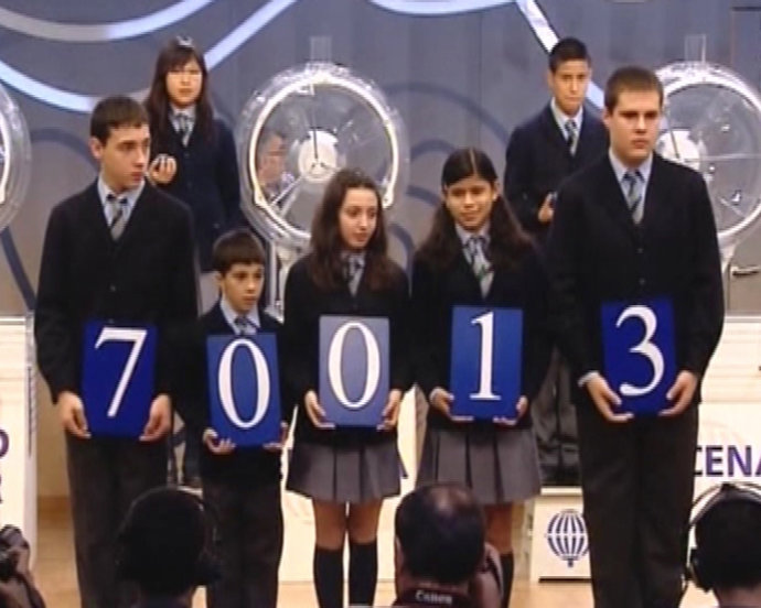 Primer premio de El Niño, el 70013, íntegro en Madrid