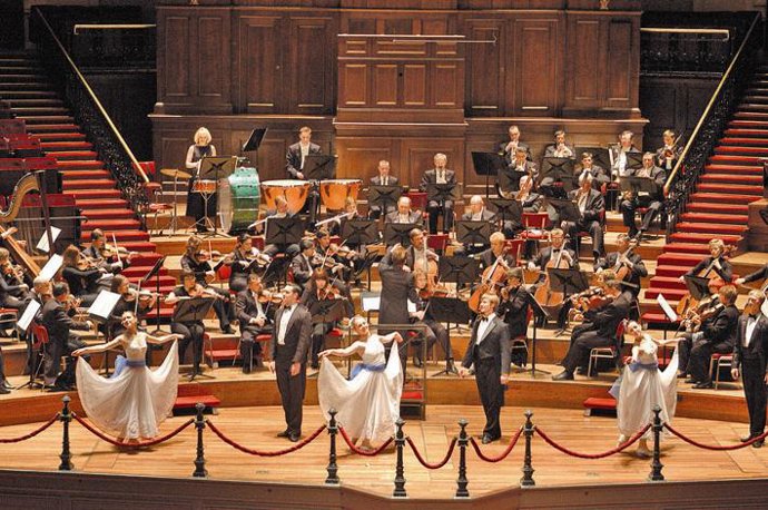 LA STRAUSS FESTIVAL ORCHESTRA TRAE EL TRADICIONAL CONCIERTO DE AÑO NUEVO VIENÉS 