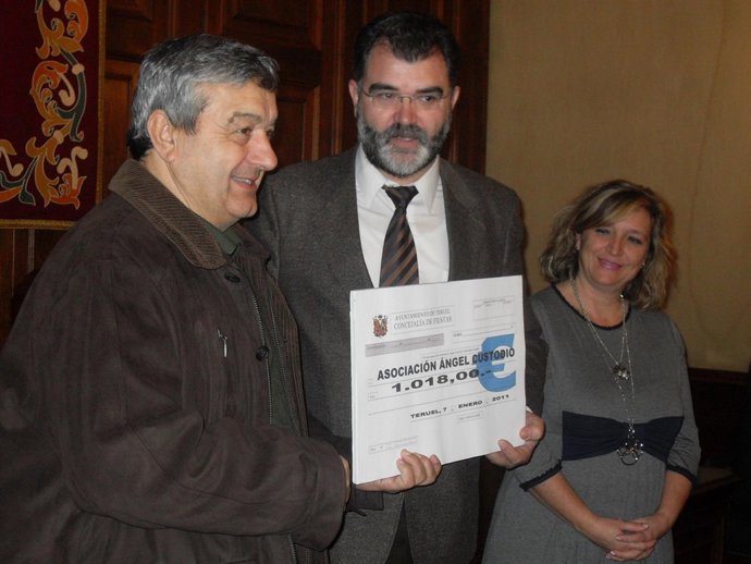 VLUU L100, M100  / Samsung L100, M100