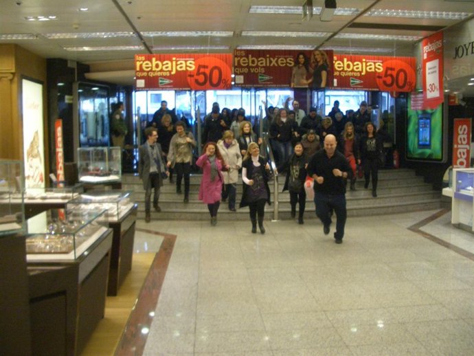 Rebajas (Fotografías Apertura El Corte Inglés De Avenidas)