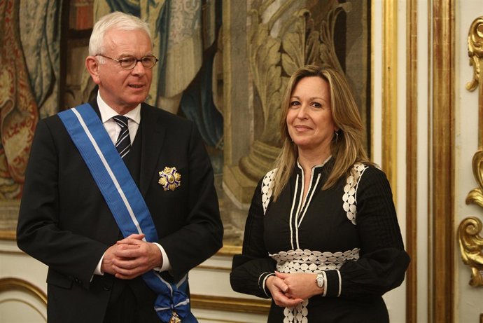 ex presidente del PE Hans-Gert Pottering y Trinidad Jiménez