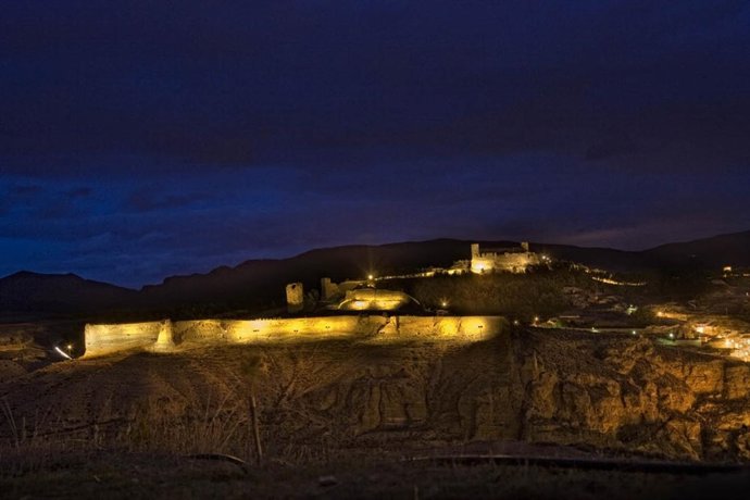 Iluminación del recinto fortificado