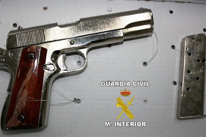 Nota Día 07 Foto Pistola