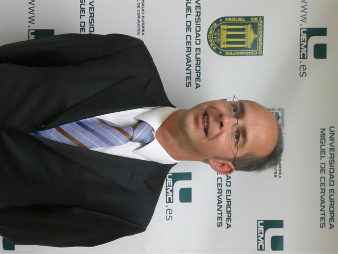 El rector de la UEMC, Martín J. Fernández Antolín