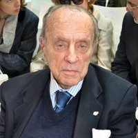 Fraga considera que la reacción de Cascos es "lamentable"