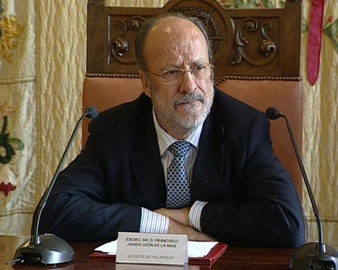 Francisco Javier León de la Riva