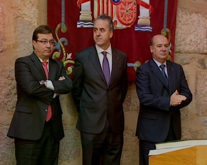 Vara dice que la distribución de la Universidad en España ha producido el acceso