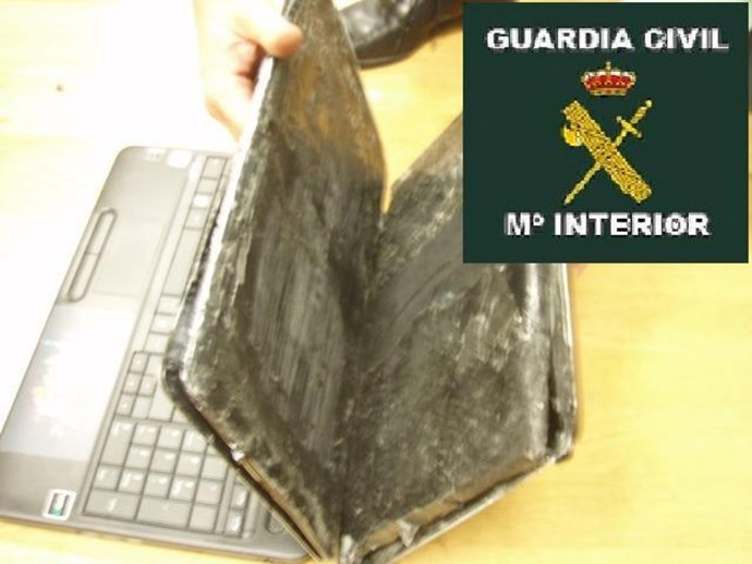 Ordenador portátil donde estaba escondida la cocaína