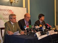 La Federación vasca de Hostelería propone no vender lotería nacional ni tabaco en protesta por la nueva ley