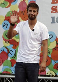 Piqué sobre la ruptura de Shakira: "Sólo somos amigos"