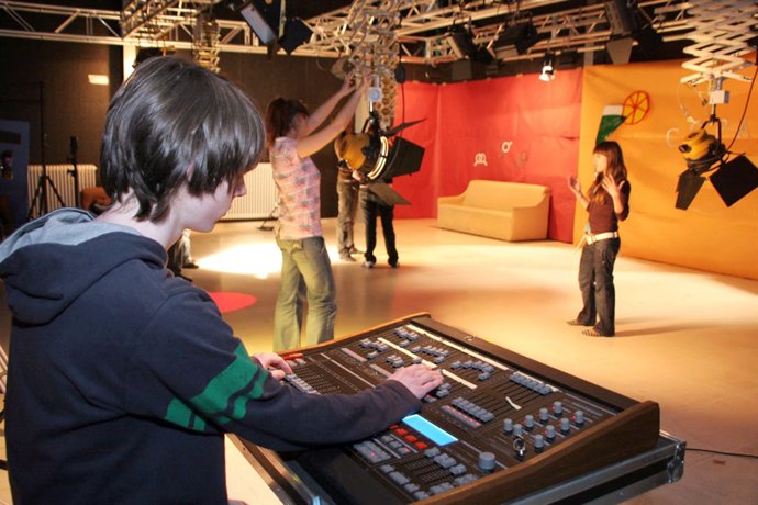 Alumnos de FP realizan prácticas de comunicación audiovisual