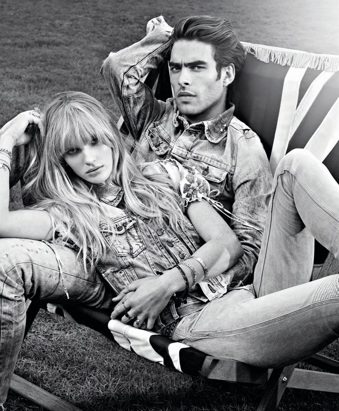 Los modelos Jon Kortajarena y Anne V para la campaña Primavera/Verano 2011 de Pe