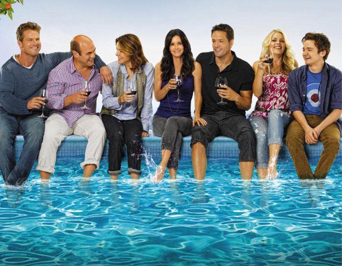 Courteney Cox y el resto del reparto de 'Cougar Town'