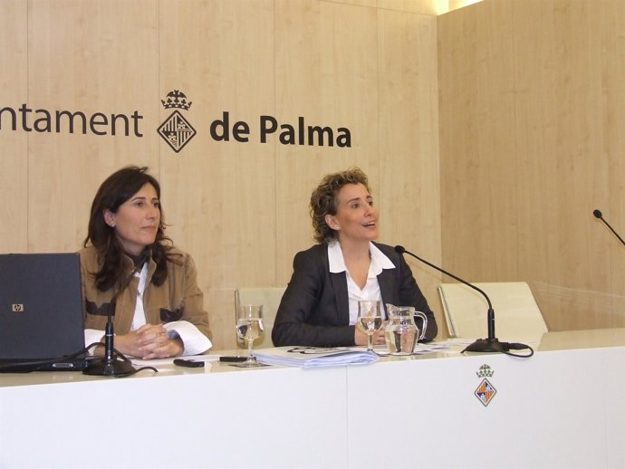 Yolanda Garví y Aina Calvo 