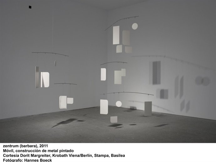 Moviles de Dorit Margreiter