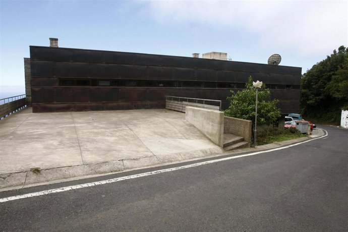 NOTA DE PRENSA Y FOTOGRAFÍA: ALBERGUE ANAGA ENCUENTRO YOGA