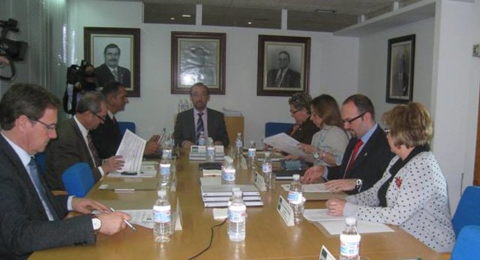 El consejero Salvador Marín preside la Junta Rectora de la UNED en Cartagena