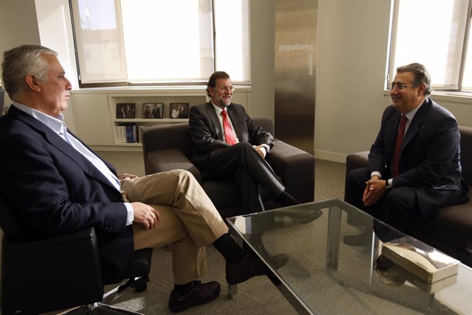 Juan Ignacio Zoido, reunido con Mariano Rajoy y Javier Arenas