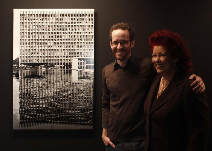 Bernie Dechant junto a Consuelo Ciscar en el Ivam