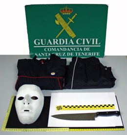 Los agentes lograron recuperar la careta y el cuchillo con el que los ladrones a