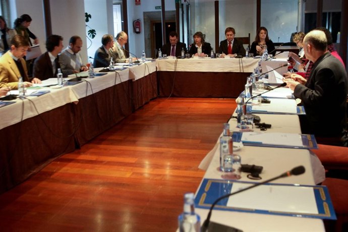 rosa quintana inaugura a reunion do grupo de traballo pesca comision arco atlant