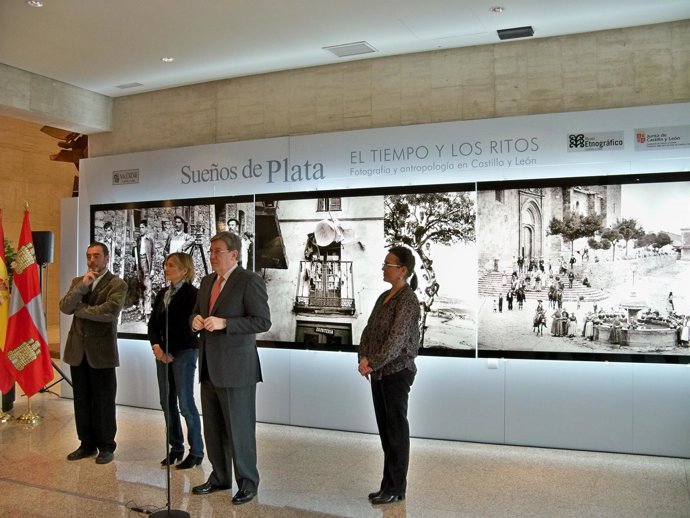 Exposición sueños de plata