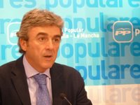 El PP contesta al PSOE que poner en entredicho su política de austeridad es "engañar a los ciudadanos"