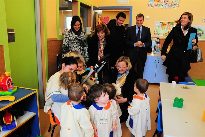 Eva Almunia en la inauguración de la Escuela Infantil de Sariñena (Huesca)