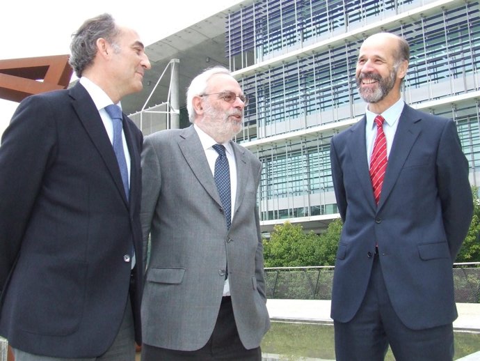 Presentación del centro de investigación de Abengoa y de la Universidad Loyola A