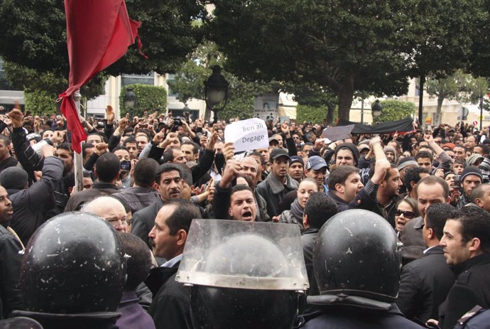Protestas en Túnez contra el presidente, Zine al Abidine Ben Ali