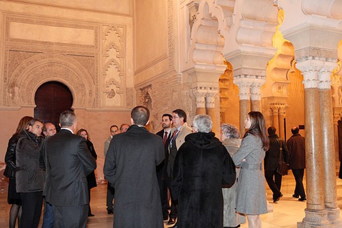 Acto de recepción oficial en el Palacio de la Aljafería