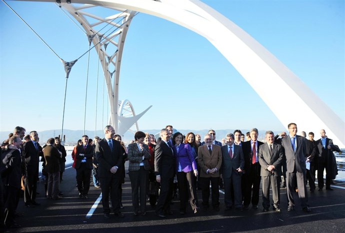 Blanco inaugura el tramo de acceso al aeropuerto de la Variante Oeste. 
