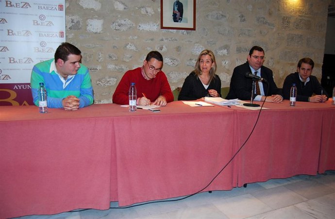 NP Y Foto Del Foro De Medio Ambiente De NNGG En Baeza