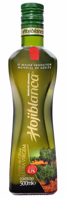 Etiquetado especial de botellas de aceite de oliva de Hojiblanca para su distrib